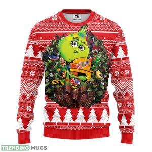 Detroit Red Wings Grinch Hug Christmas Ugly Sweater 3D Christmas Sweater For Men Women 3D Sweater