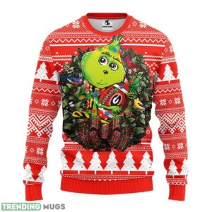 Georgia Bulldogs Grinch Hug Christmas Ugly Sweater 3D Christmas Sweater For Men Women Product Photo 1